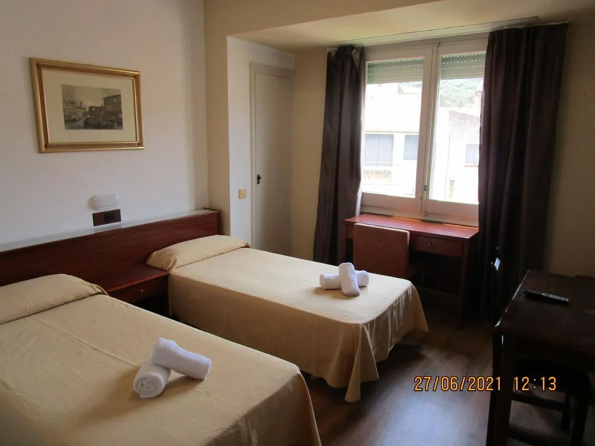 Hotel Apartaments Gesoria Porta Ferrada Sant Feliu de Guixols Spain